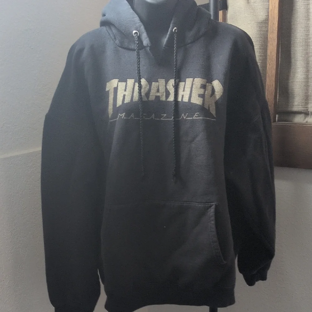 ✨ Sale Thrasher Magazine Skater Hoodie In Gold/ Black Size XL - Picture 2 of 9